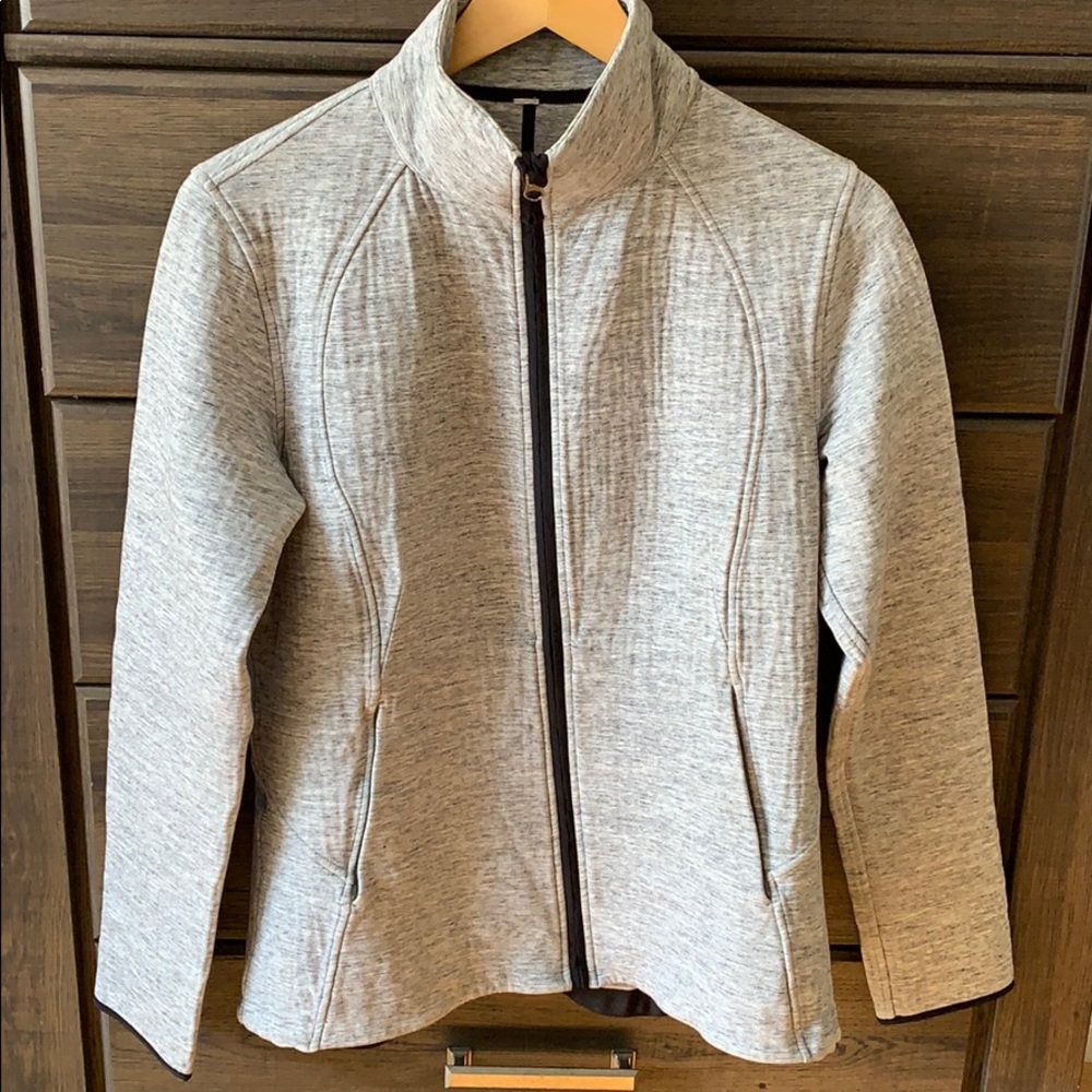 Lululemon jacket size 10